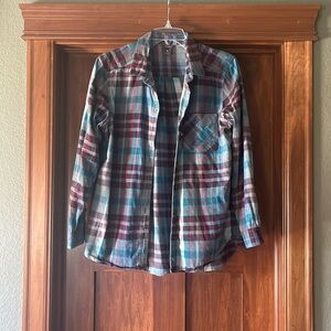 Eddie Bauer top size large.